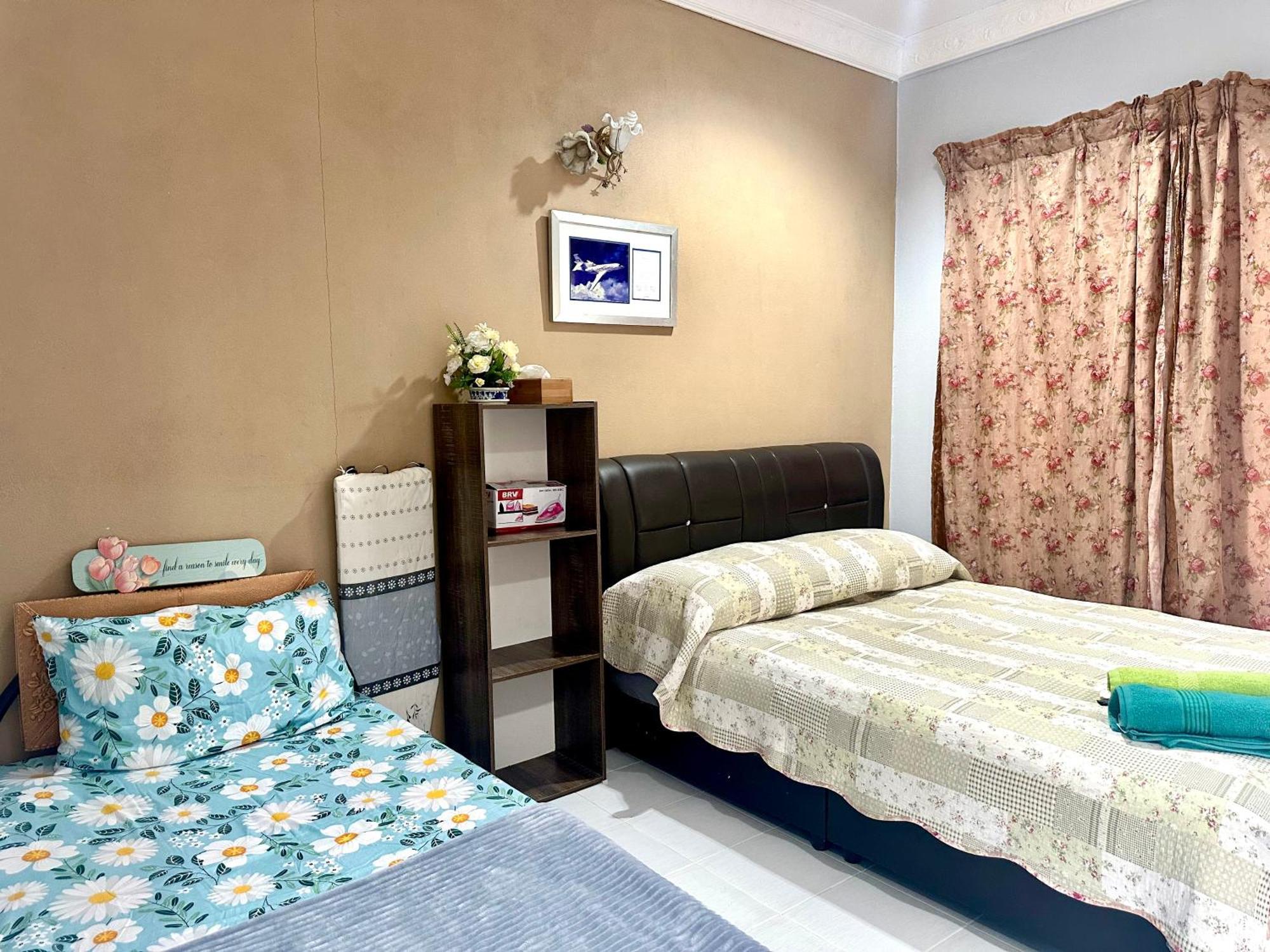 Kapal Terbang Guest House Langkawi Pantai Cenang  Room photo